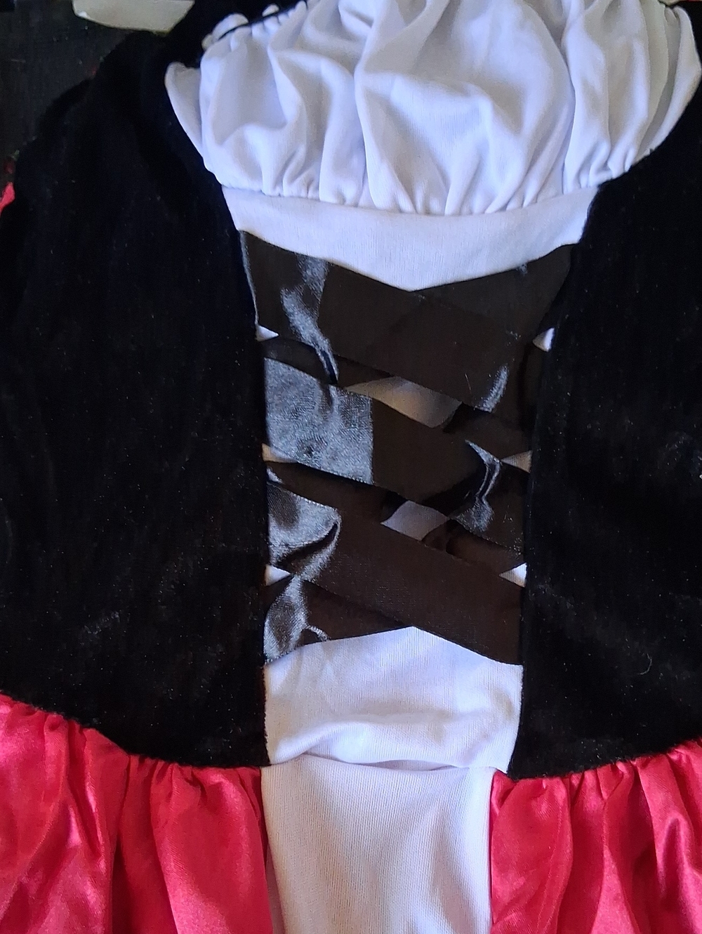 Little Red Riding Hood - Picture 6 of 8